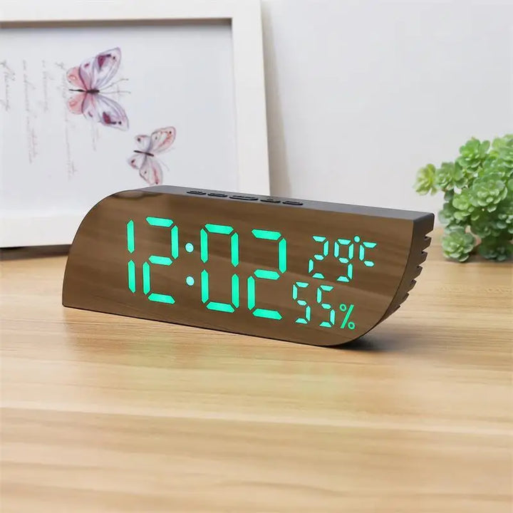 Moderne LED Digital Vækkeur med Dobbelt Display og Snooze Funktion