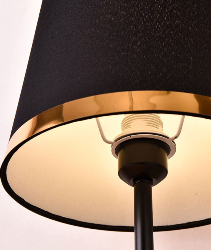 Retro Bordlampe i Guld og Sort med Stofskærm