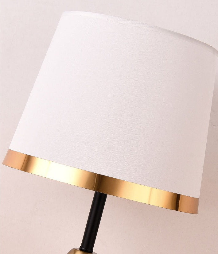 Retro Bordlampe i Guld og Sort med Stofskærm