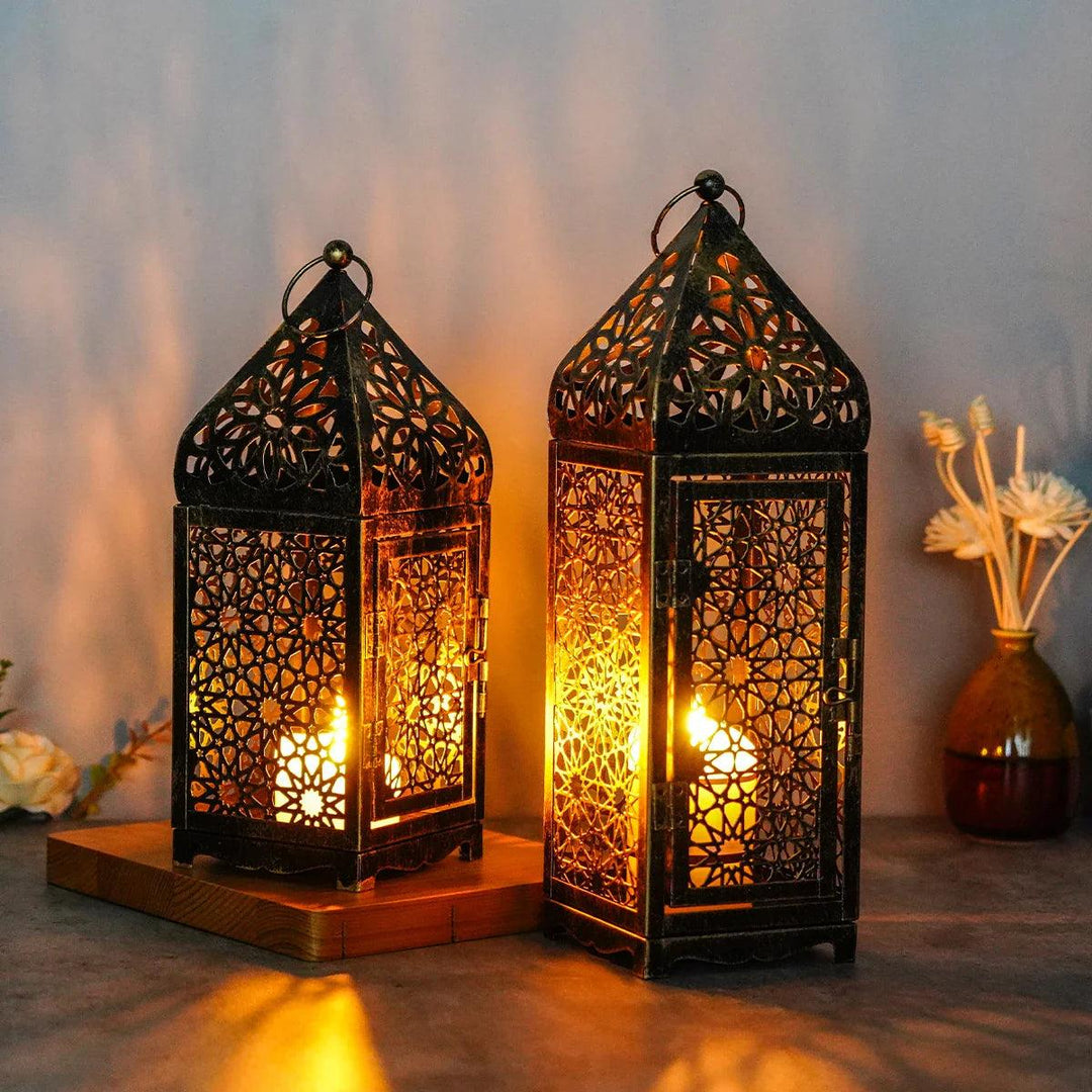 Orientalsk Metal Lanterne Lysestage med Vintage Design