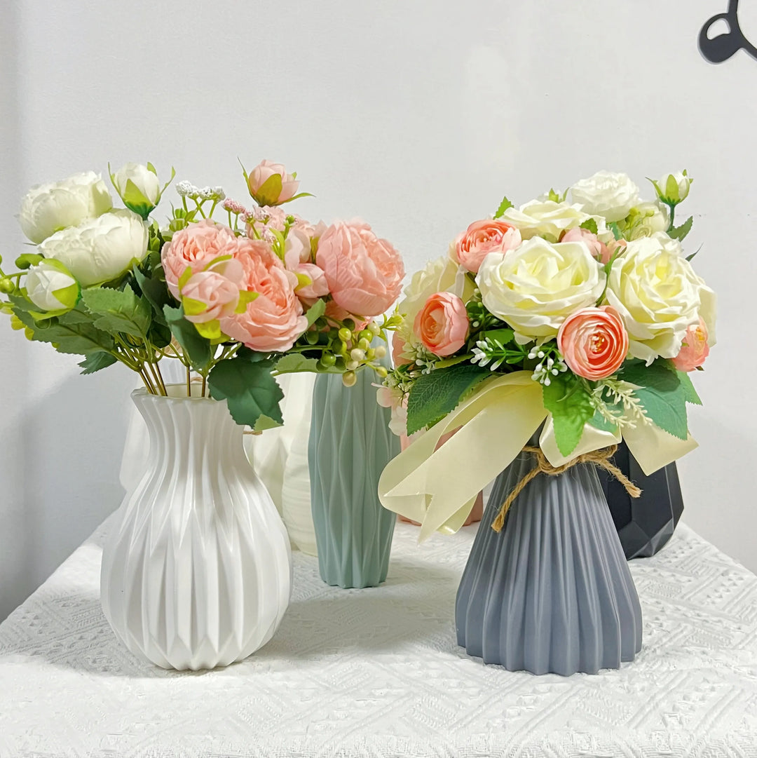 Moderne Plast Blomster Vase - 10 cm Nutidigt Design