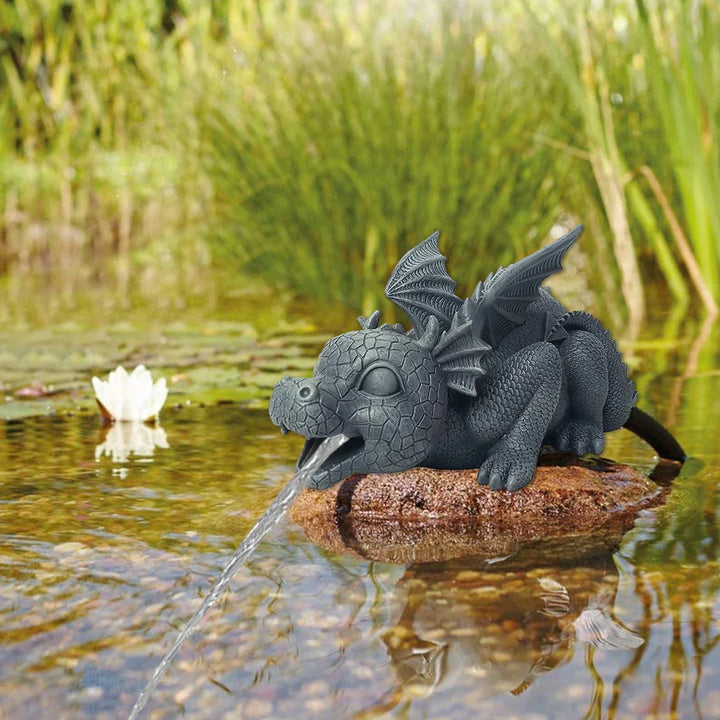 Realistisk Vandsprøjtende Drage Statue i Harpiks til Have Dekoration