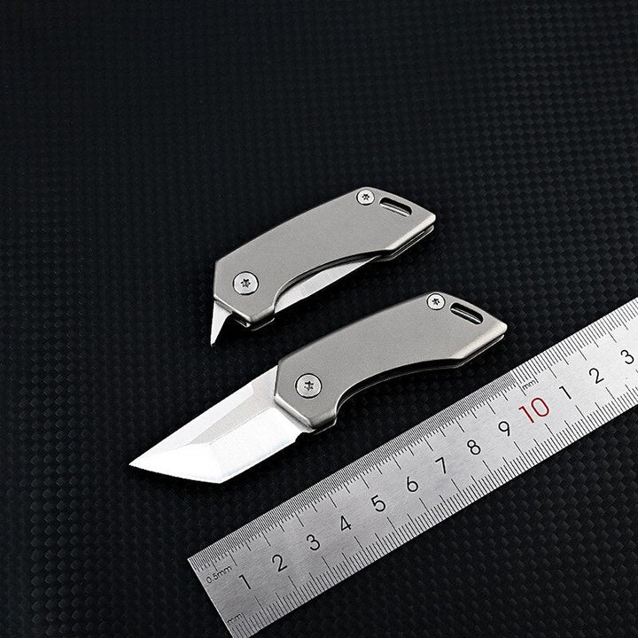 Kompakt Titanium Nøglekniv med D2 Stålblad