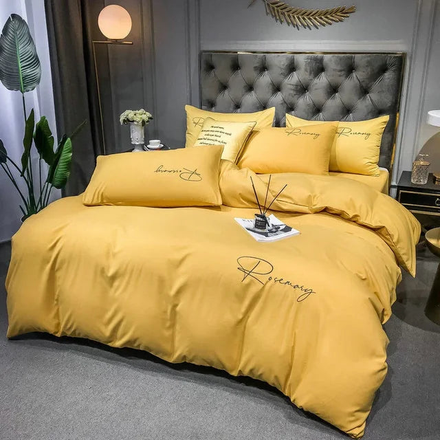 Elegant Broderet Dynecover i Premium Kvalitet