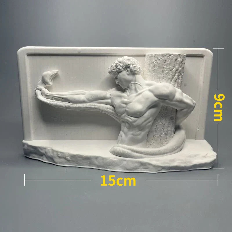 Håndmalet Nordisk Gips Figur med Kunstnerisk Design