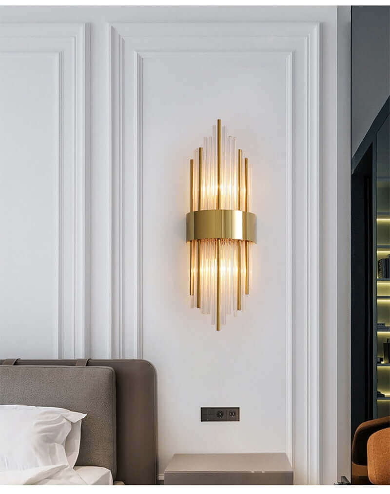 Art Deco Væglampe i Guld med Op & Ned Skærme