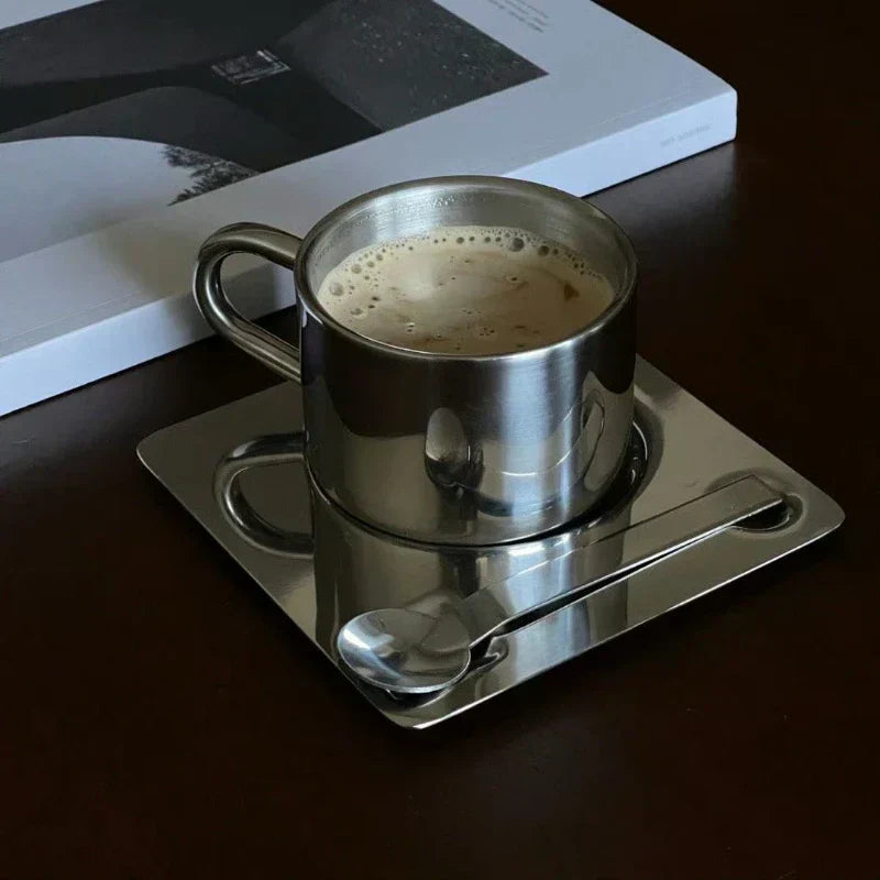Stilfuldt Kaffesæt i Rustfrit Stål med Bakke og Ske
