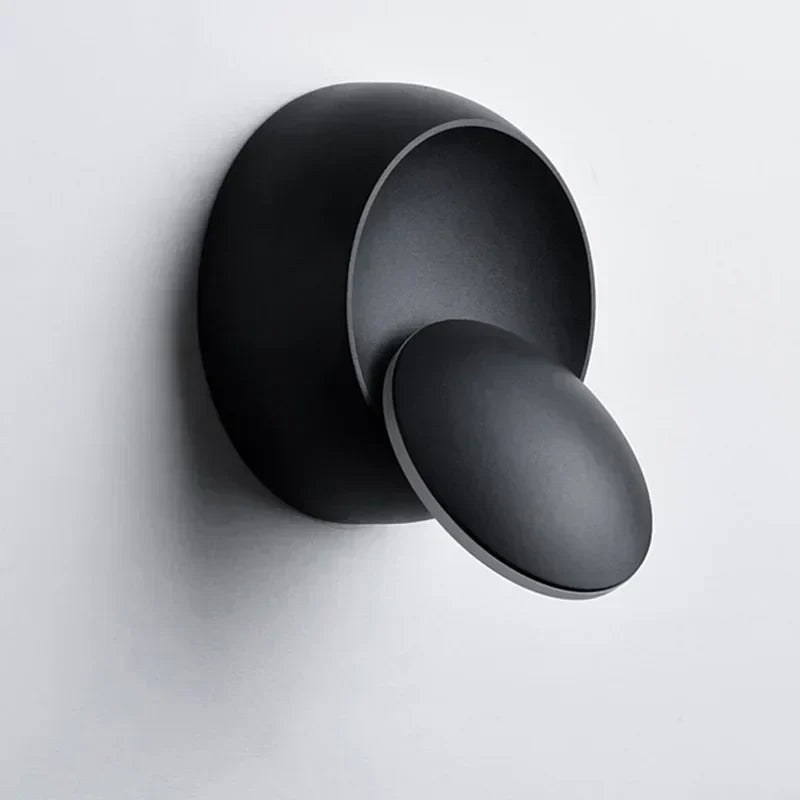 Minimalistisk LED Væglampe i Orb Design