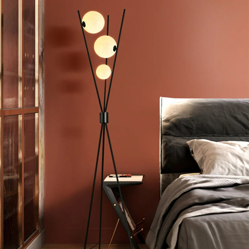 3D Måne Stående Lampe med Tripod og Varm LED Lys