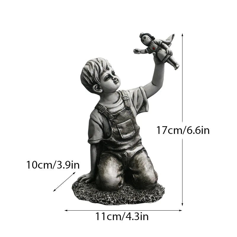 Håndlavet Banksy Blomsterkaster Harpiksskulptur 21,5 cm