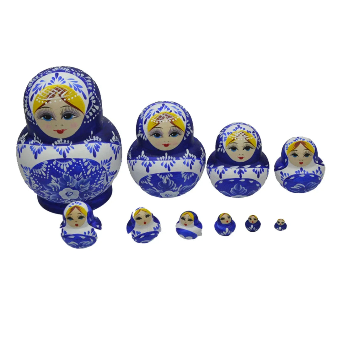 Traditionelt Sæt af 10 Håndlavede Træ-Matryoshka Dukker