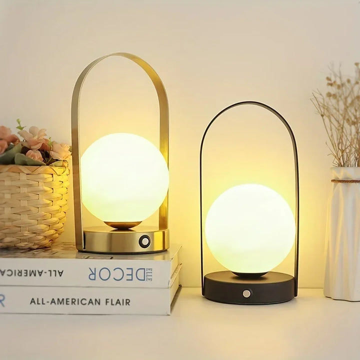 Trådløs Genopladelig Udendørs Bordlampe i Moderne Design