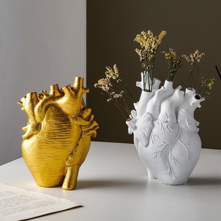 Hjerteformet Keramisk Vase med Tørrede Blomster