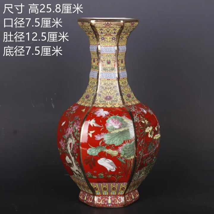 Elegant Kinesisk Porcelæns Blomster Vase i Mellem Størrelse