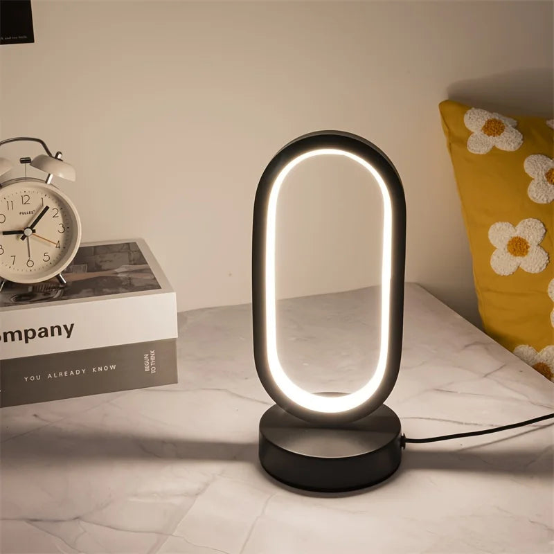U-formet LED Bordlampe i Metal og Akryl