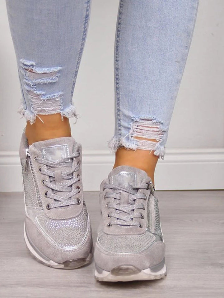 Glitterdetaljerade Plattformssneakers