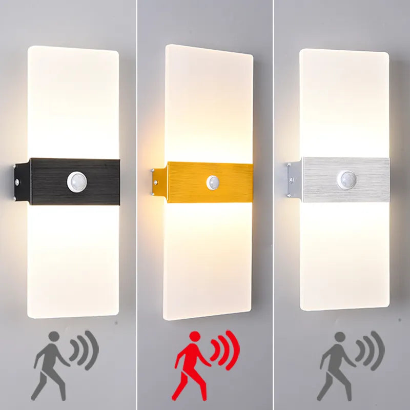 Moderne LED Væglampe med Bevægelsessensor i Aluminium og Akryl