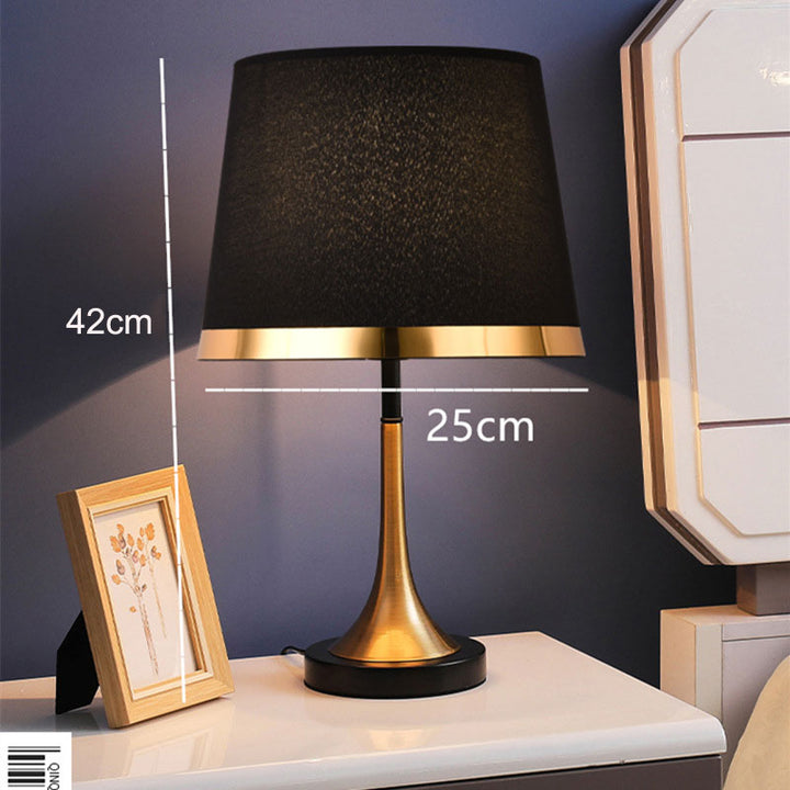Retro Bordlampe i Guld og Sort med Stofskærm