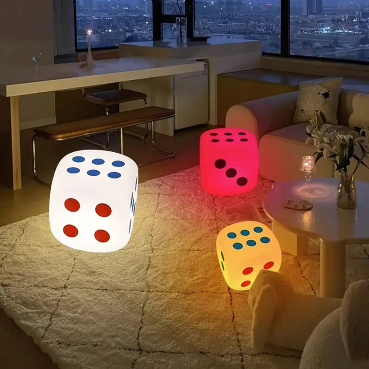 Terningformet Bordlampe med Opbevaringsskuffer