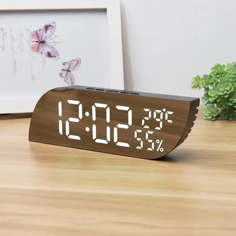 Moderne LED Digital Vækkeur med Dobbelt Display og Snooze Funktion