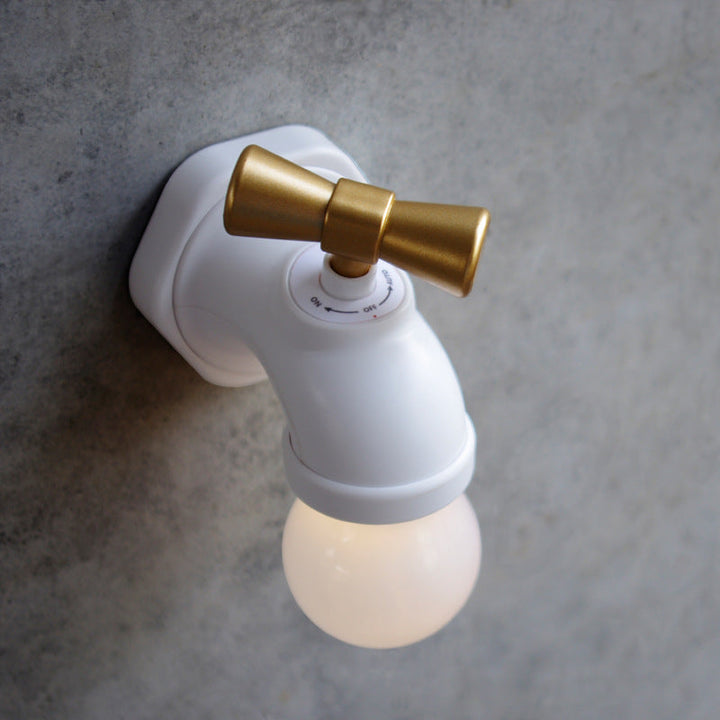 Moderne USB LED Væglampe i Sort eller Hvid med Nattelys