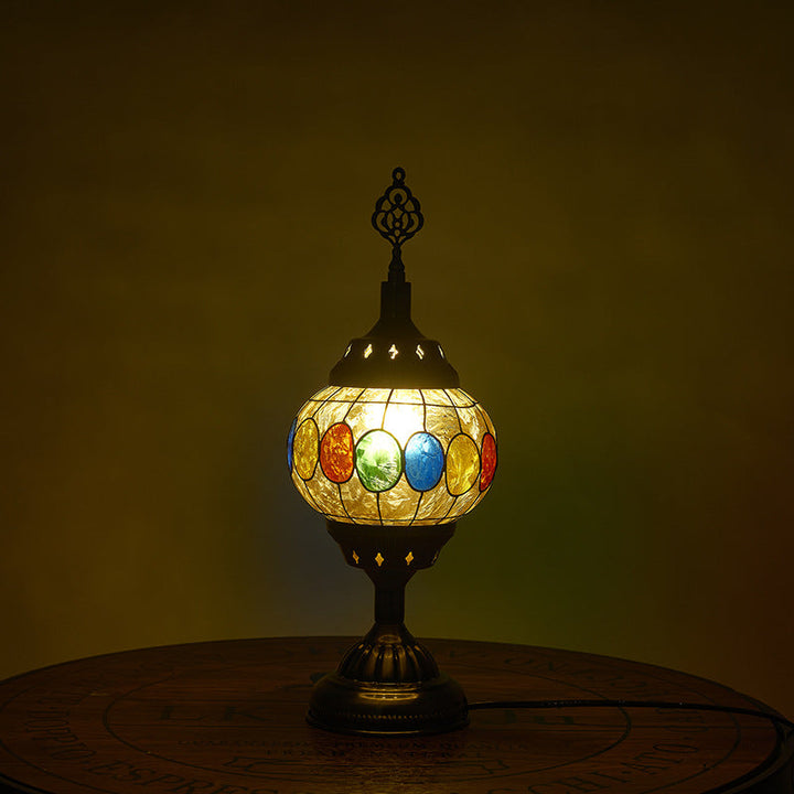 Flerfarvet Tiffany-inspireret Bordlampe med Keramisk Skygge