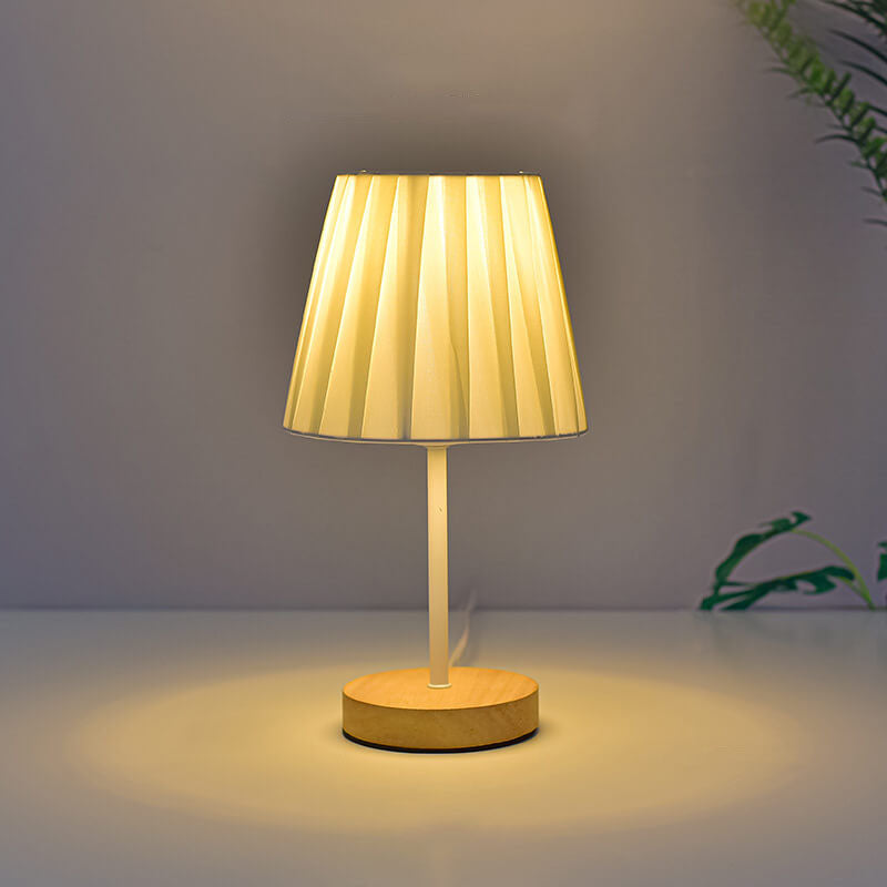 Moderne Træ- og Tekstil Bordlampe med Integreret LED