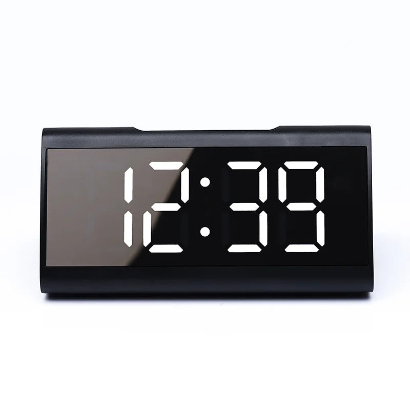 Buet LED Vækkeur med Snooze og Spejlfinish