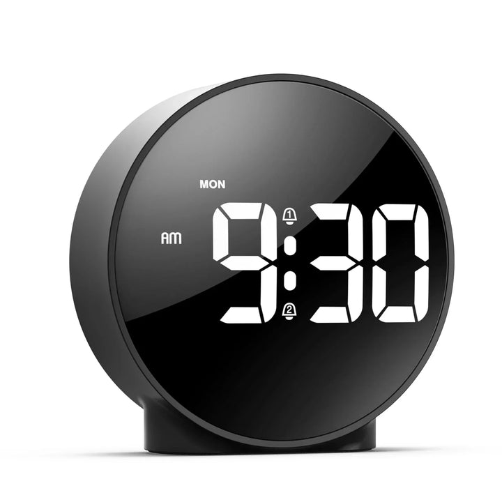 Digital vækkeur med USB-opladning og snooze-funktion