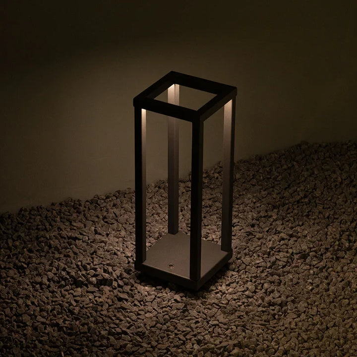 Trådløs Aluminium Bordlampe med Minimalistisk Design
