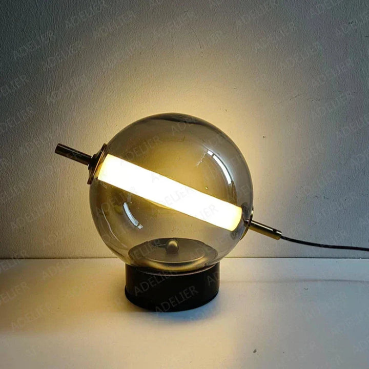 Retro Bordlampe i Jern og Glas med Varmt Lys