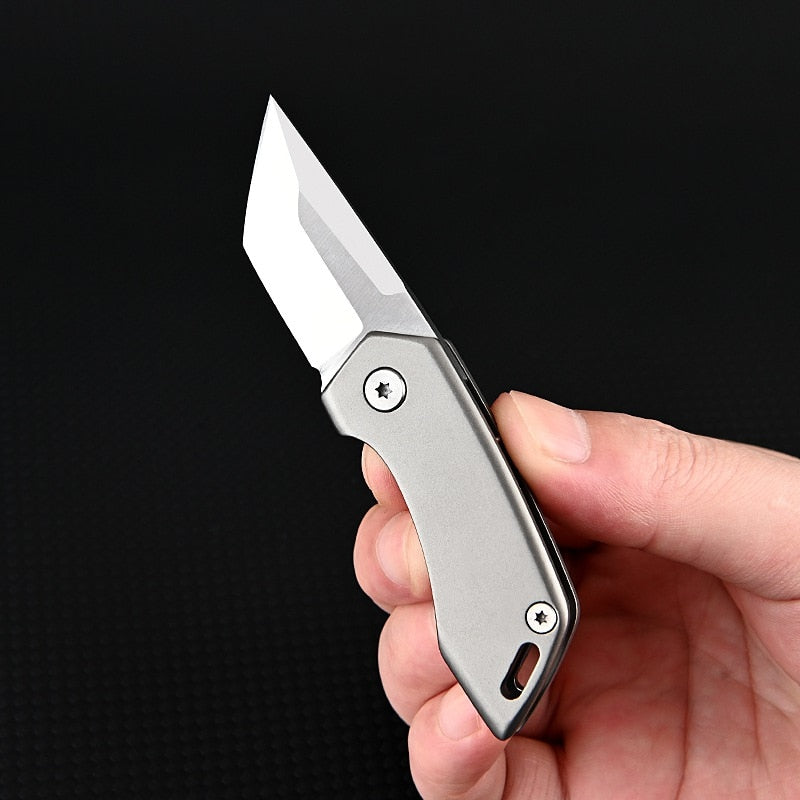 Kompakt Titanium Nøglekniv med D2 Stålblad