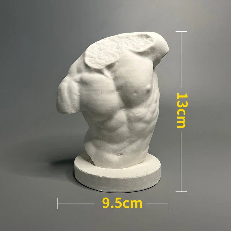 Håndmalet Nordisk Gips Figur med Kunstnerisk Design