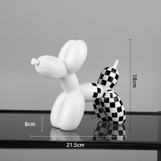 Harlekin Ballonhund Skulptur i Håndlavet Harpiks
