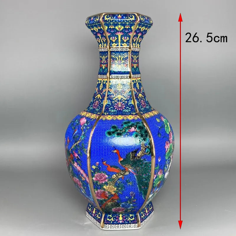 Elegant Kinesisk Porcelæns Blomster Vase i Mellem Størrelse