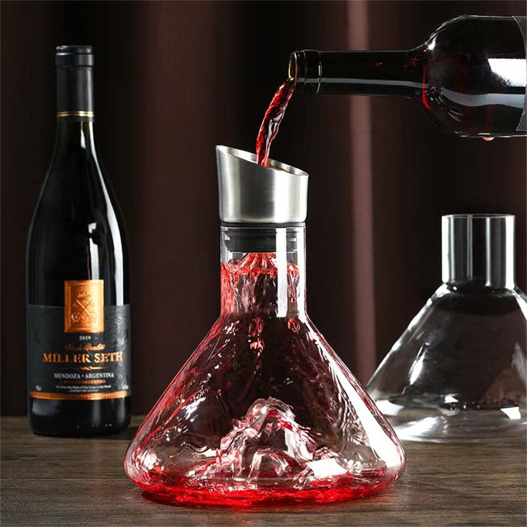 Elegant Krystal Vin Karaffel med Bjergdesign 1500 ml