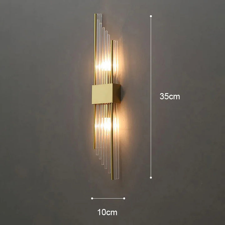 Elegant Guld LED Væglampe med Blød Belysning