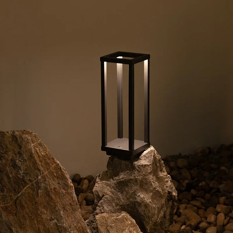 Trådløs Aluminium Bordlampe med Minimalistisk Design