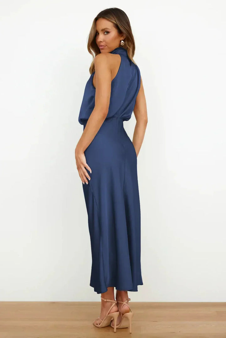 Mariana™ | Elegant Halterneck Aftenkjole