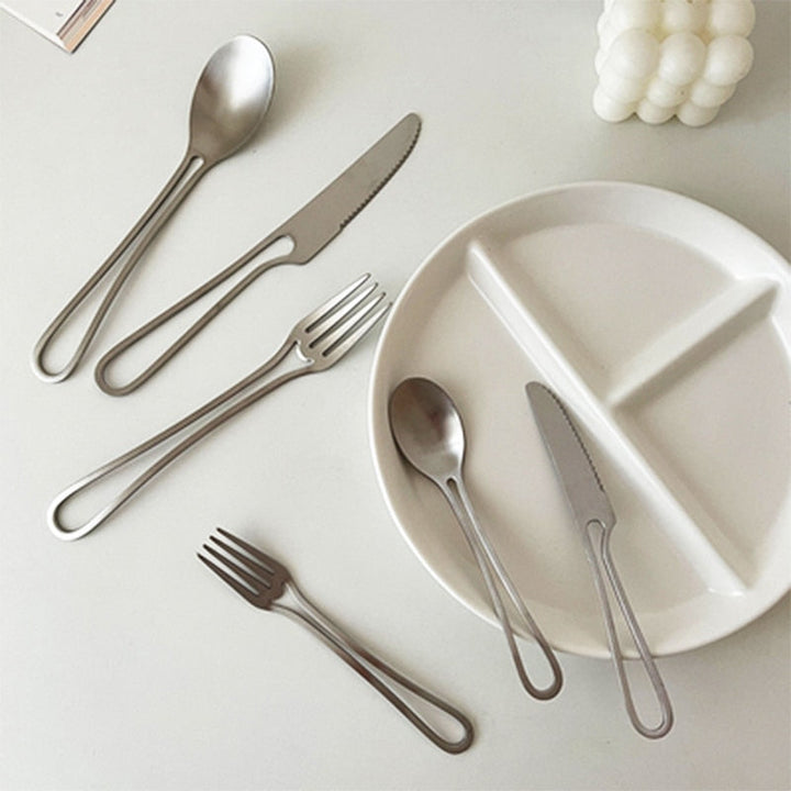 Elegant 3-delt Bestik Sæt i Rustfrit Stål med Outline Design