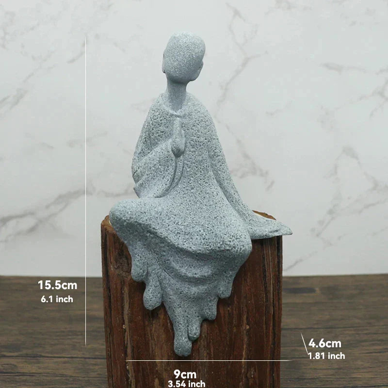 Lille Buddha Statue i Sandsten til Meditation og Zen Have