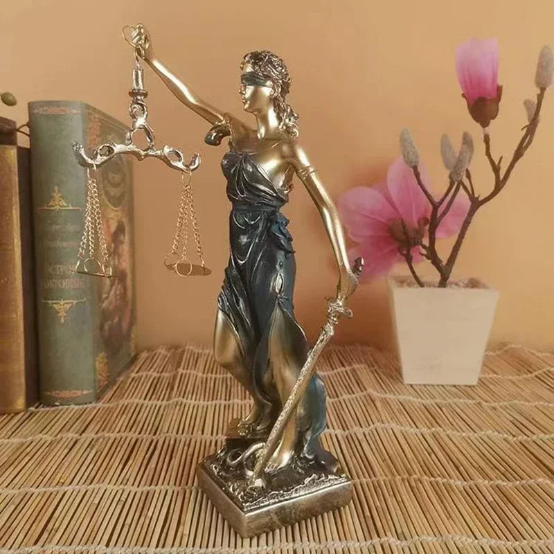 Bronze Statue af Græsk Gudinde for Retfærdighed i Resin