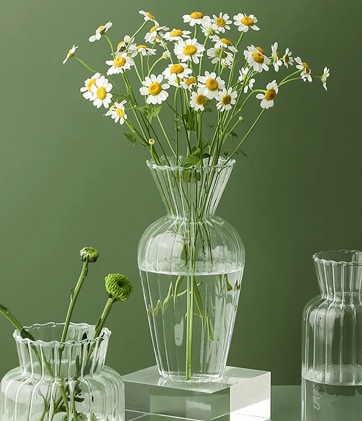 Tekstureret Glasvase med Petal Design