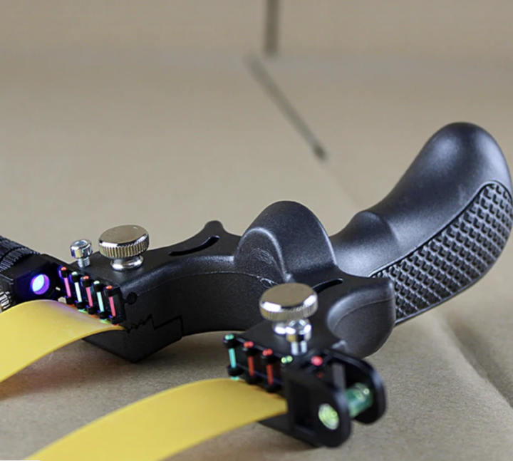 Højpræcisions Laser Katapult med Justerbart Sigte og Ergonomisk Greb