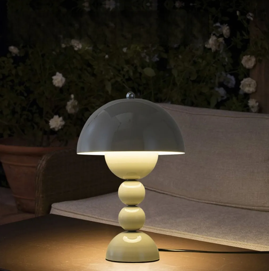 Dimmbar Svampeformet LED Bordlampe - USB Genopladelig Skandinavisk Design