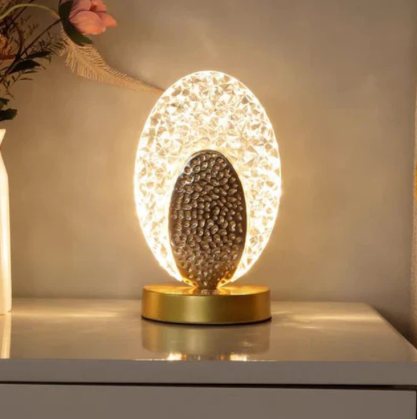 Påfugle Bordlampe med Guldbase og Krystal-lignende Lys