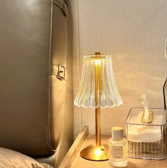 Trådløs Krystalbordlampe med Dæmpningsfunktion