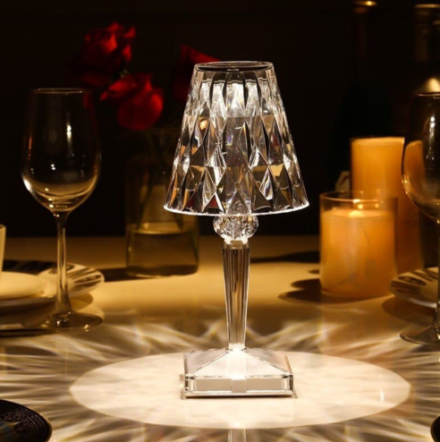 Stilfuld Acryl Krystal Bordlampe med LED Lys