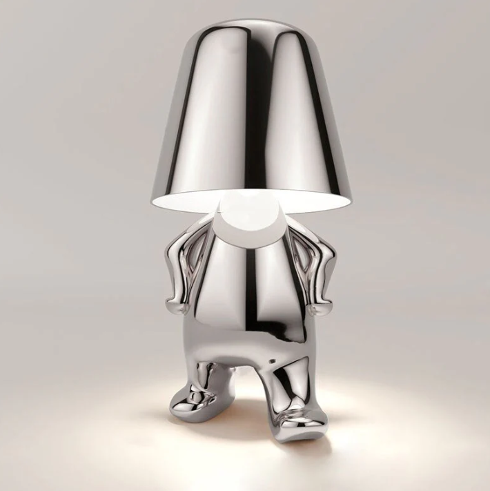 Elegant Bordlampe med Varm Glød og Moderne Design