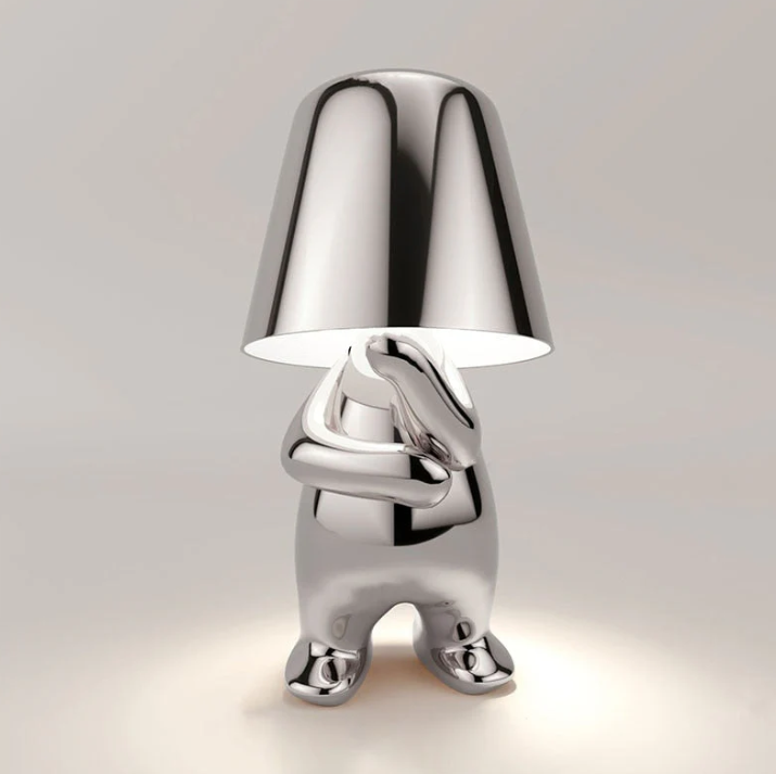 Elegant Bordlampe med Varm Glød og Moderne Design